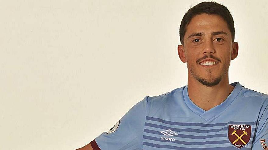 Pablo Fornals realiza una donación al Hospital General de Castellón