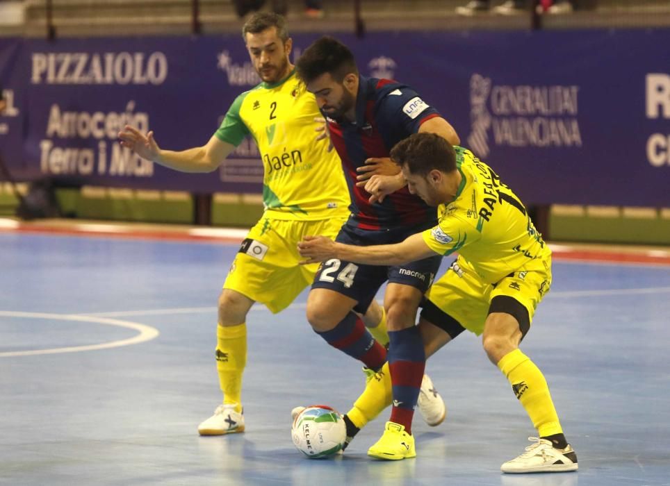 Levante UD FS - Jaén Paraíso, en imágenes