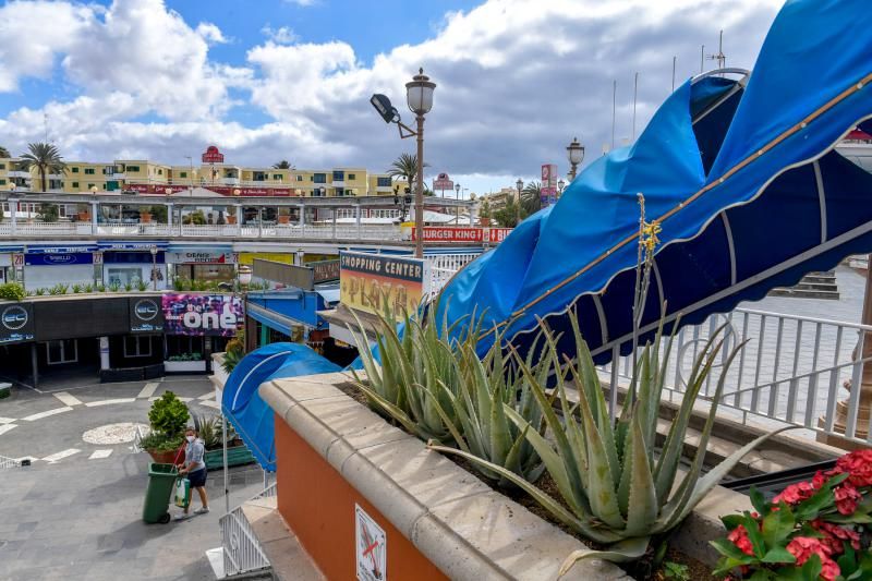 Estado de abandono de los centros comerciales y de ocio del Sur