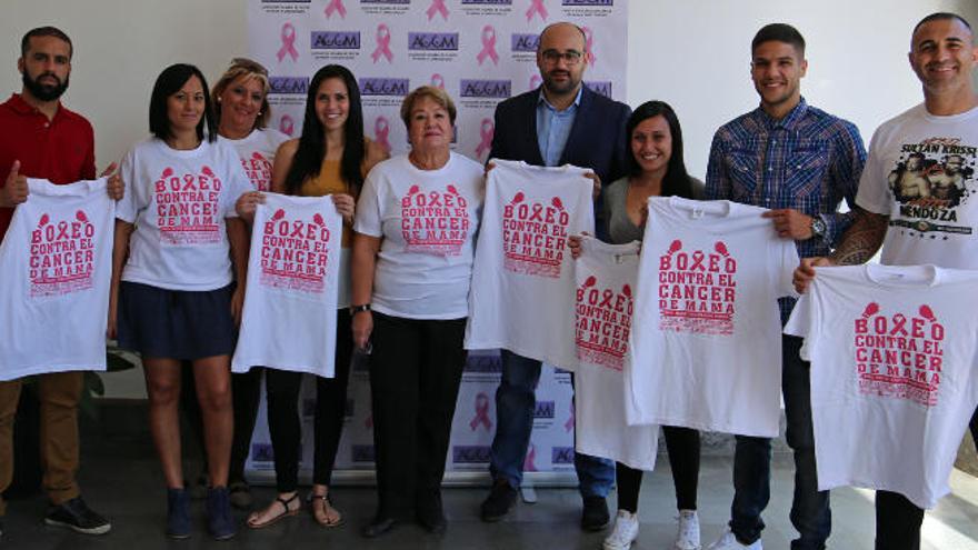 Camisetas solidarias contra el Cáncer de Mama