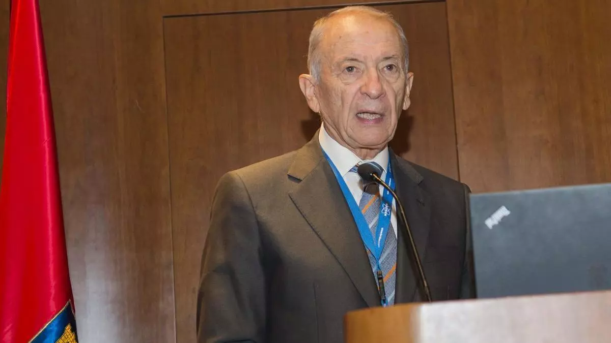 El aragonés Luis Oro recibirá el galardón científico más antiguo de España