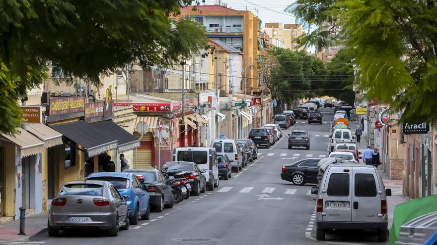 El barrio de Ciudad de Asís de Alicante presenta un plan para &quot;dejar de ser un gueto&quot;