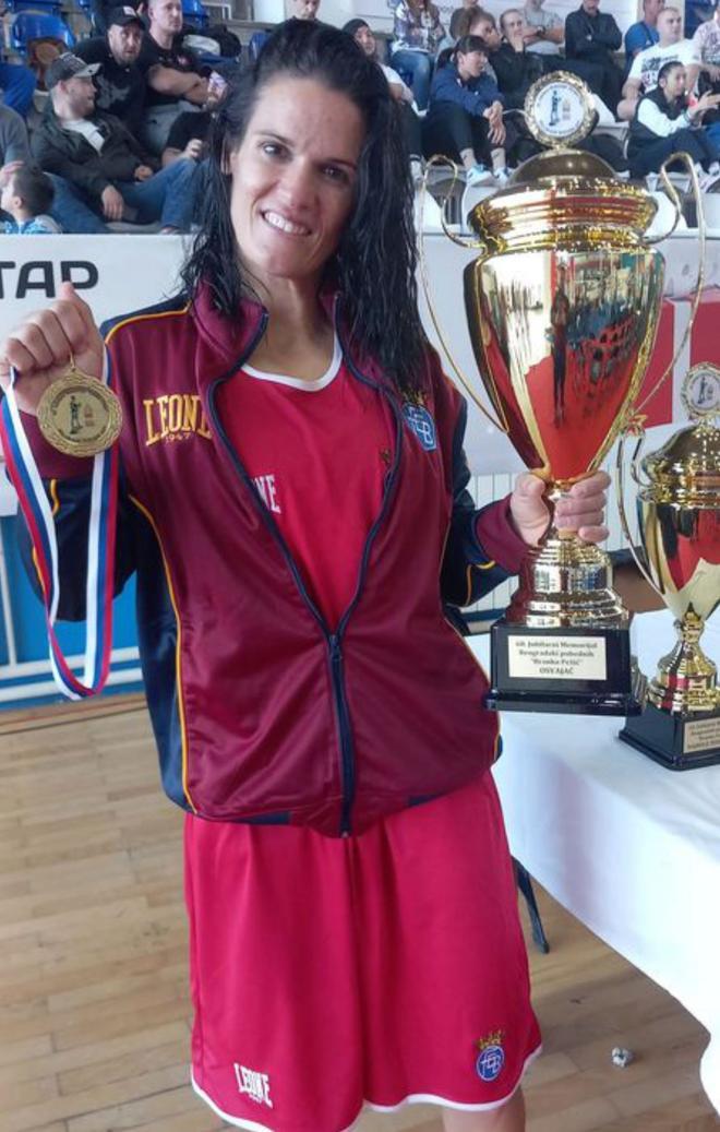 La boxeadora Mari Carmen Romero conquista el oro en Belgrado