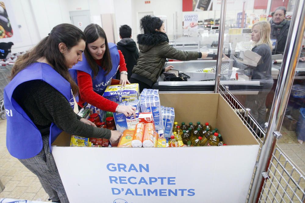 4.000 voluntaris participen en el Gran Recapte