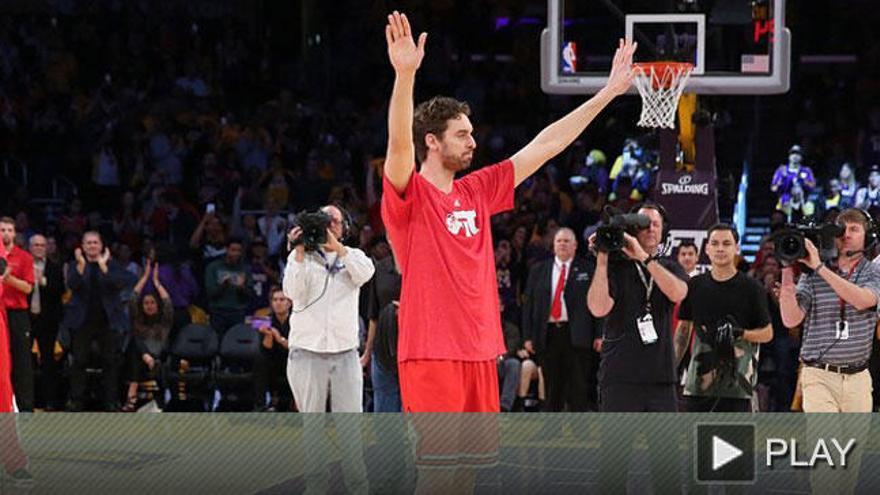 Homenaje a Pau Gasol de los Lakers y derrota de los Bulls