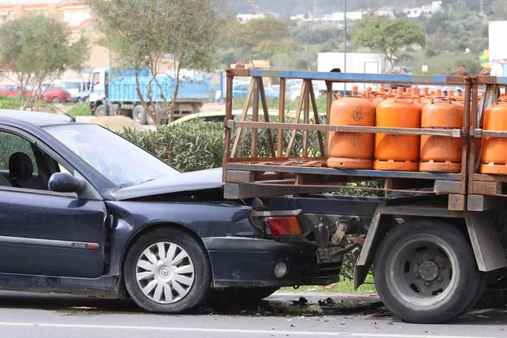 El accidente ha tenido lugar en la avenida de la Paz