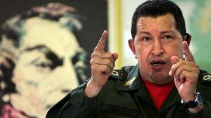 Chávez planea duplicar el potencial militar para responder a las amenazas &quot;imperiales&quot;