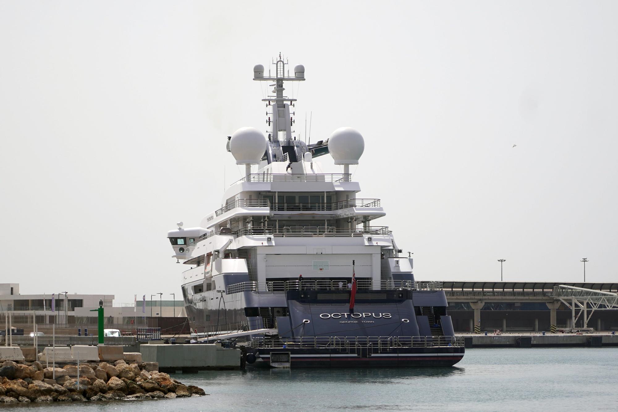 Megayates en el Puerto de Málaga