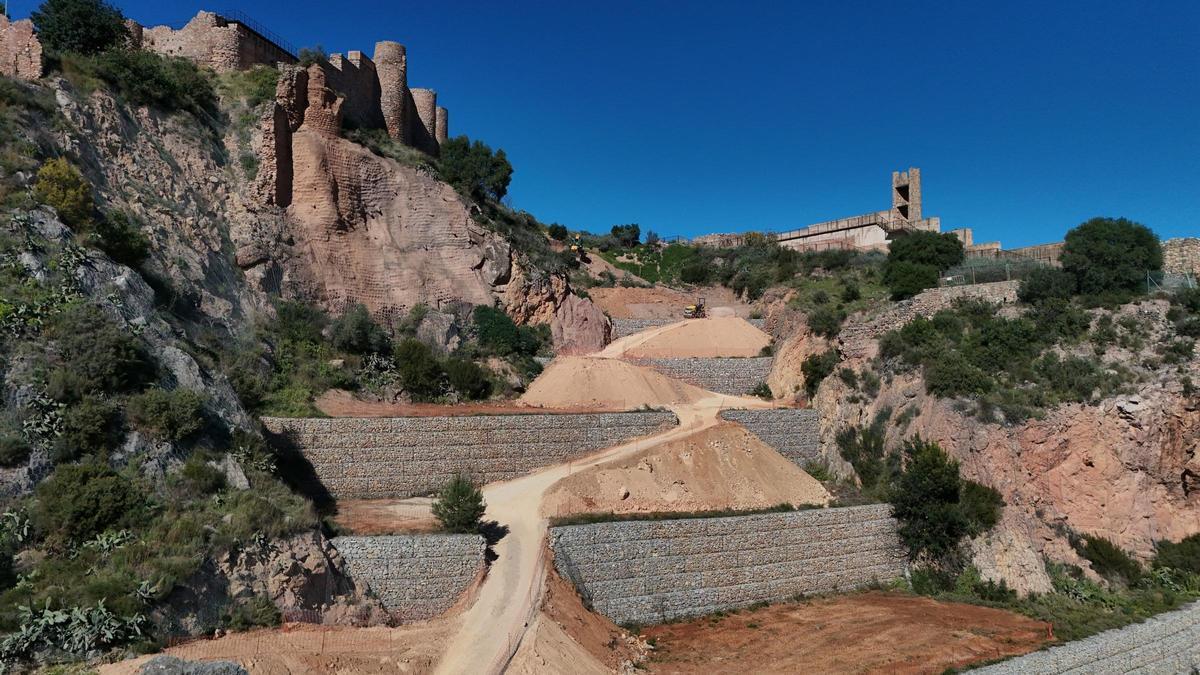 Vídeo: Obras en la ladera del castillo de Onda: primera fase del 'Central Park'