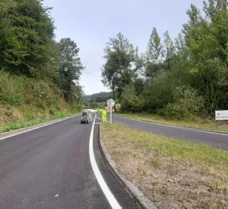 La esperada obra de la carretera de Arlós culmina con la nueva señalización