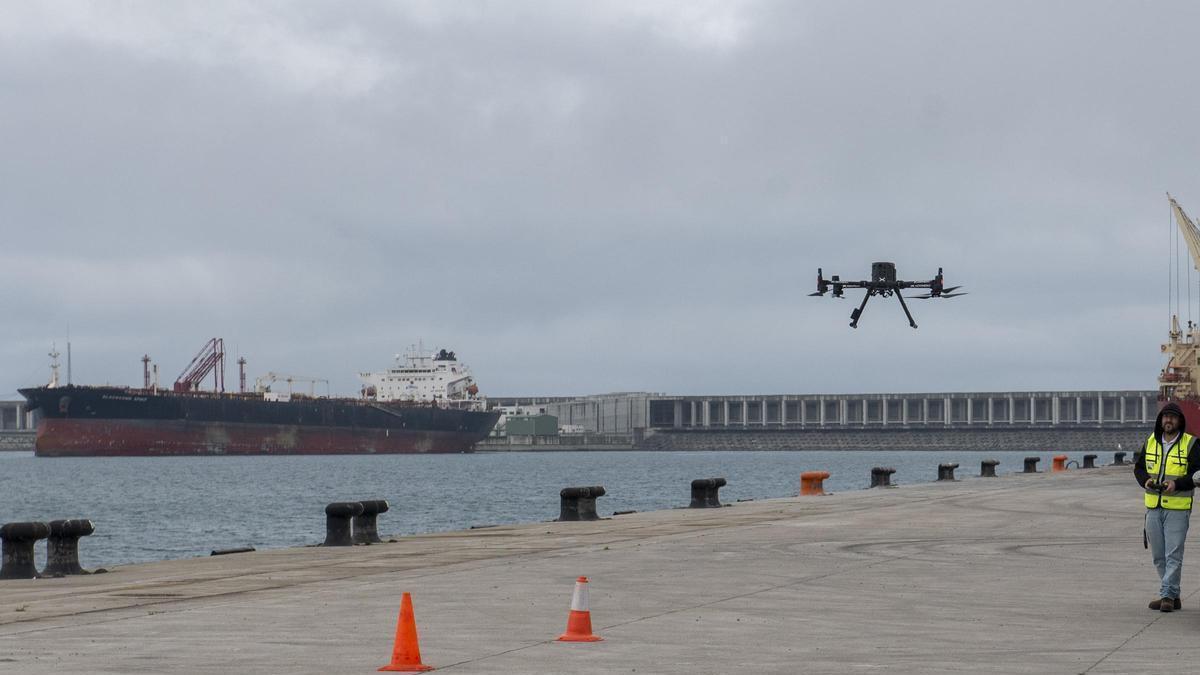 Prueba de transporte con dron entre A Coruña y Malpica