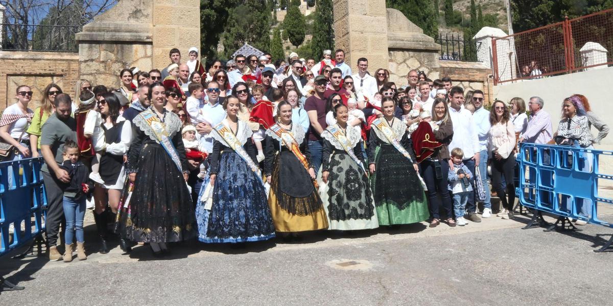 Familias, 'angelets', festeras y autoridades han vivido con especial ilusión la jornada.