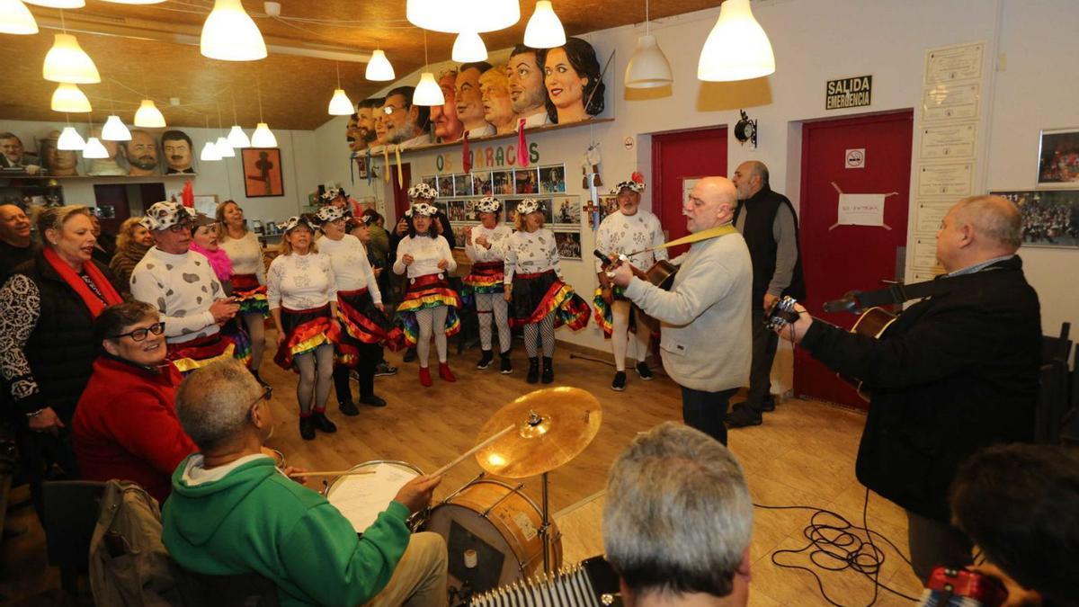 Os Maracos calientan motores para el Carnaval de A Coruña