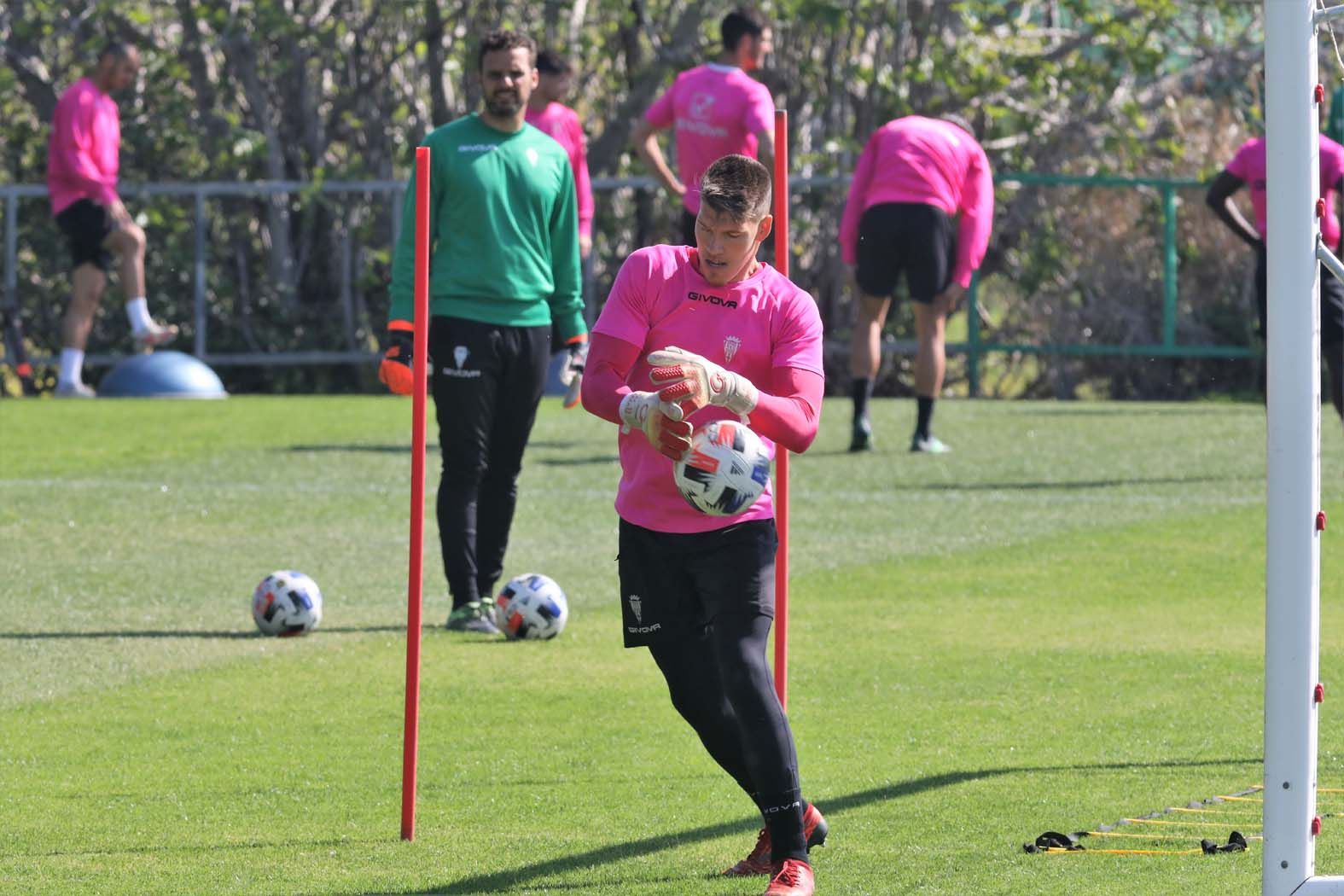 El Córdoba CF vuelve al trabajo con un Alfaro que pide "dinamismo"