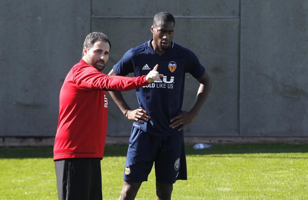 El Valencia CF prepara el partido contra el Legané