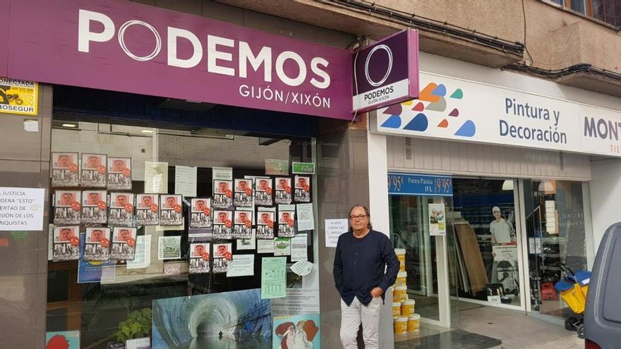 Monedero estalla contra la &quot;agresión fascista&quot; contra la sede de Podemos en Gijón