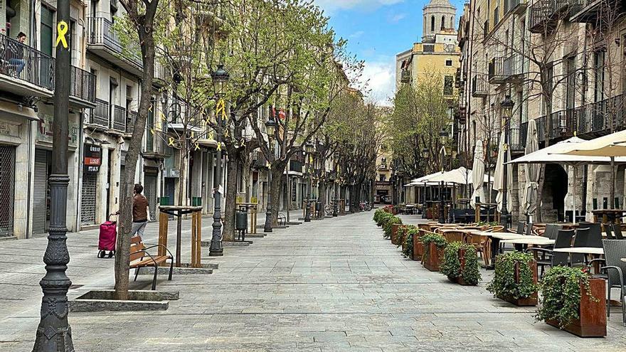 El comerç i la restauració pateixen la covid especialment en els indrets de més turisme