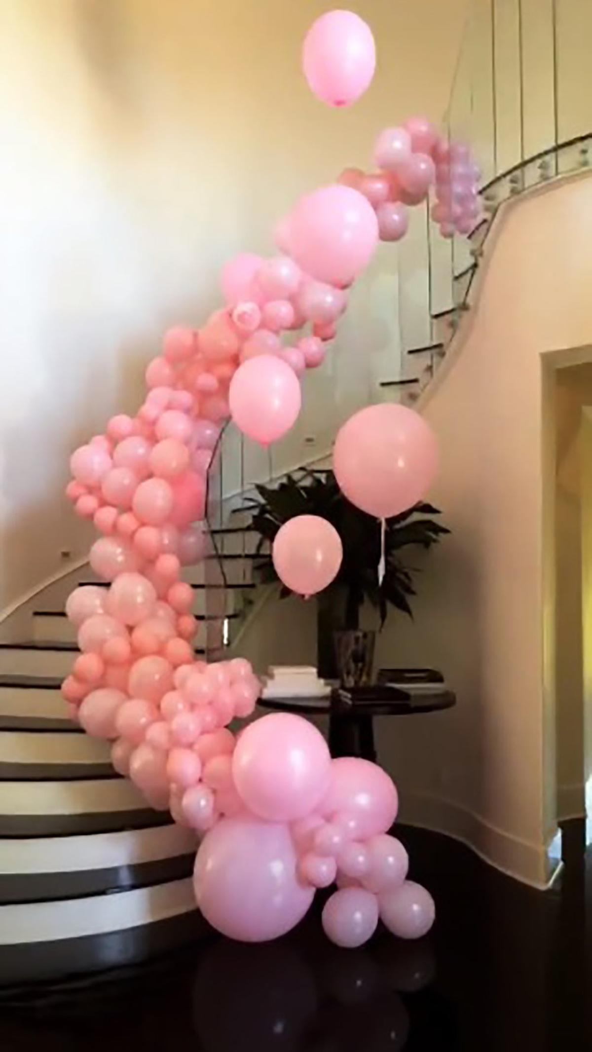 Globitos rosa a tutiplén