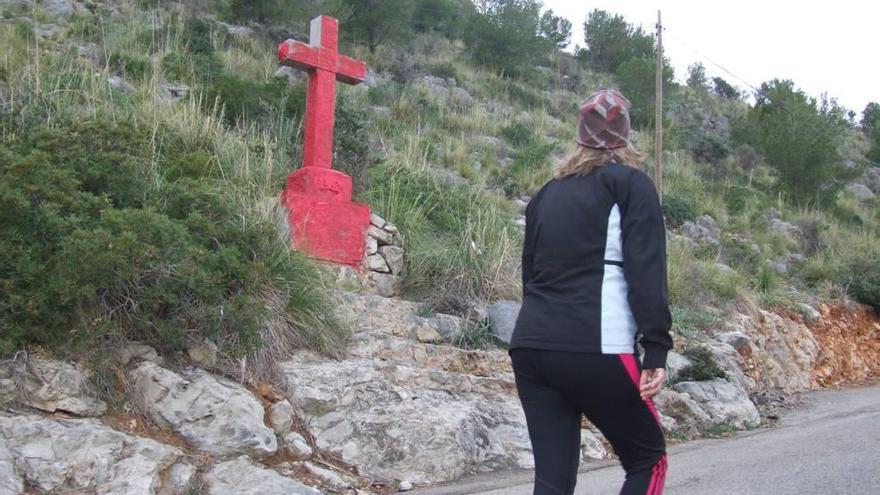 La cruz al soldado Lizasoain, en el camino del Faro de Muleta de Sóller.