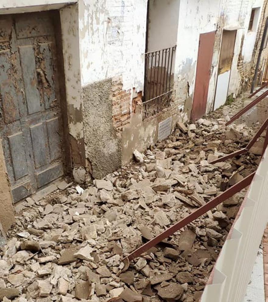 El Palacio de los duques de Villahermosa de Los Fayos sufre otro derrumbe