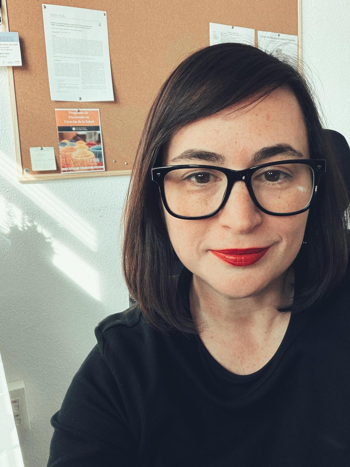 La profesora de la UA que interviene en el estudio