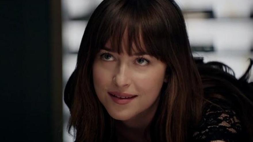 Dakota Johnson es Anastasia Steele.