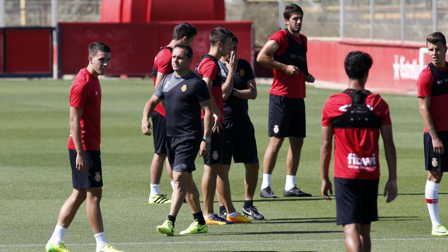 Sergi Barjuan, durante el entrenamiento en Son Bibiloni.