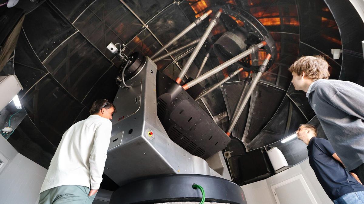 Presentación en el Teide de los dos telescopios privados más grandes de España