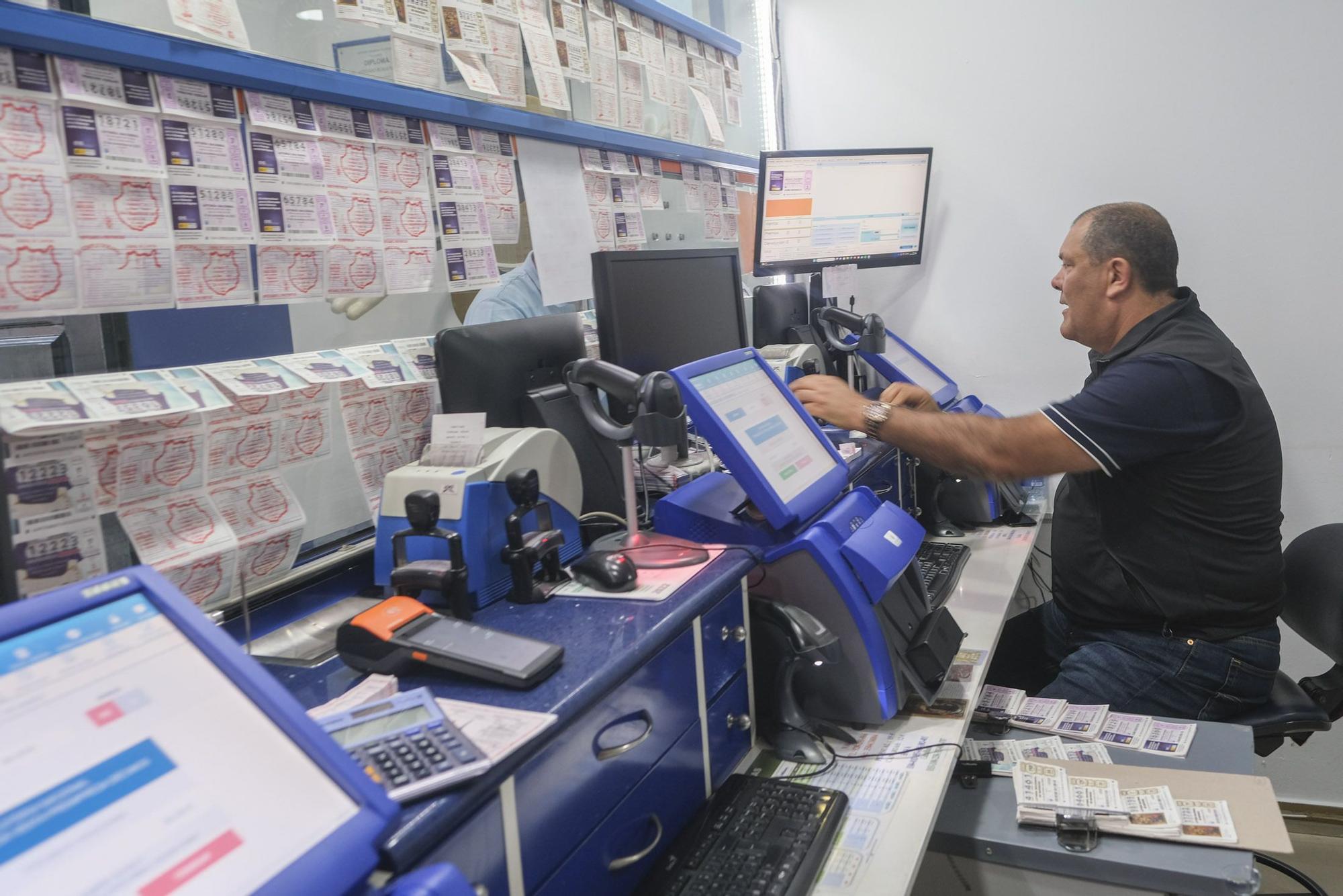 Comercio histórico: Administración de Loterías Nº1, El Timple Dorado