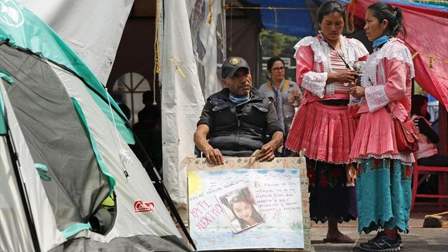 Un edificio con 40 desaparecidos es la zona cero de los rescates