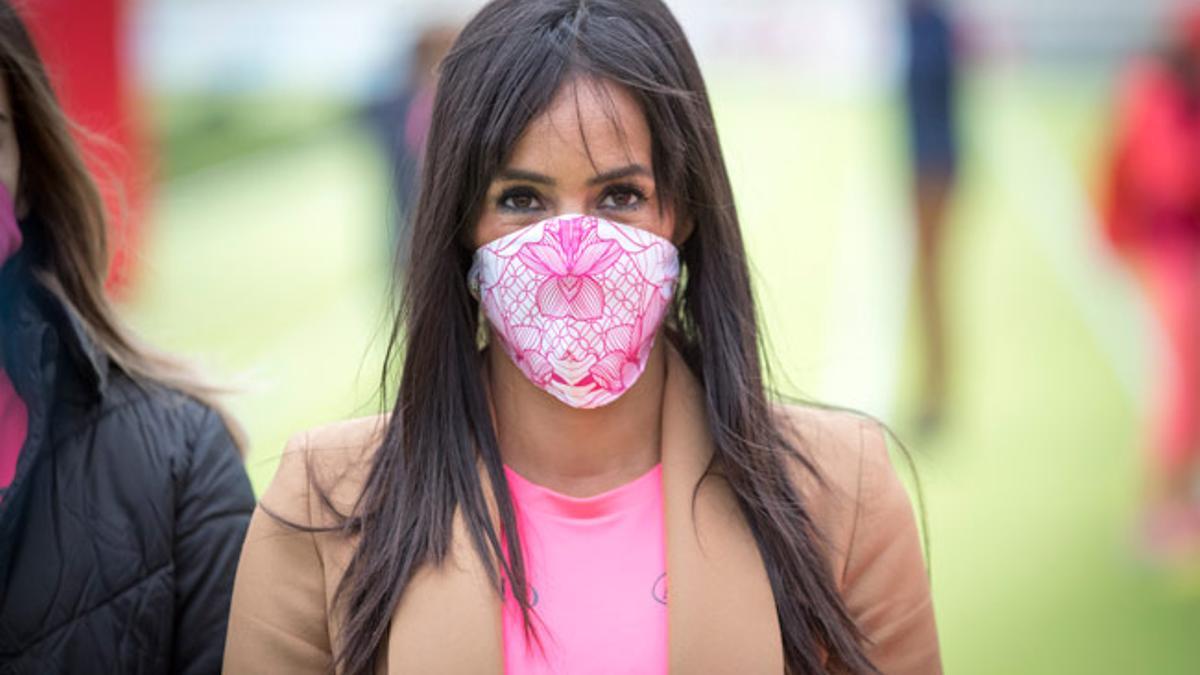 Begoña Villacís, con mascarilla, en la Carrera de la Mujer en Madrid