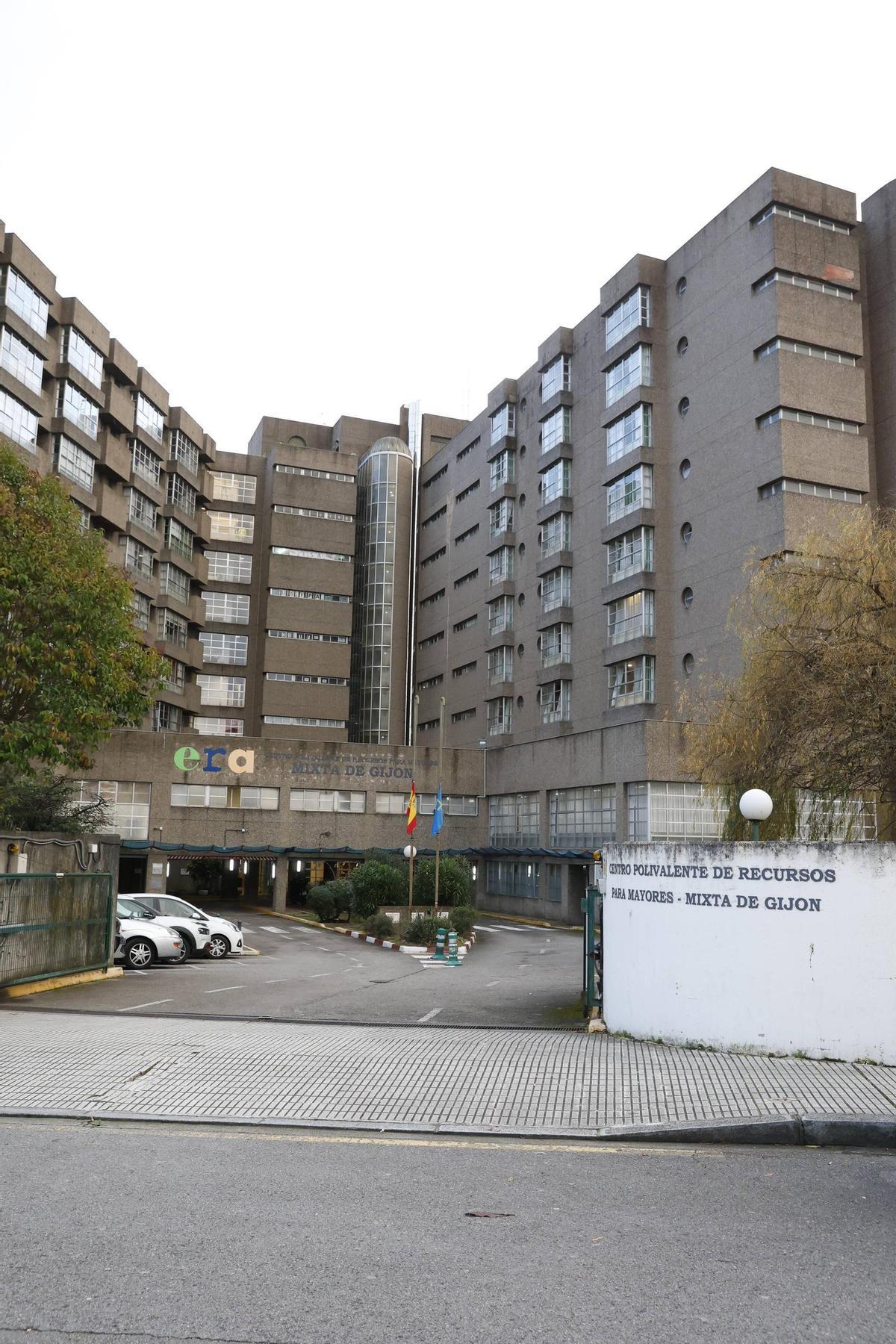 Los preparativos para la obra de la residencia Mixta de Gijón, en imágenes