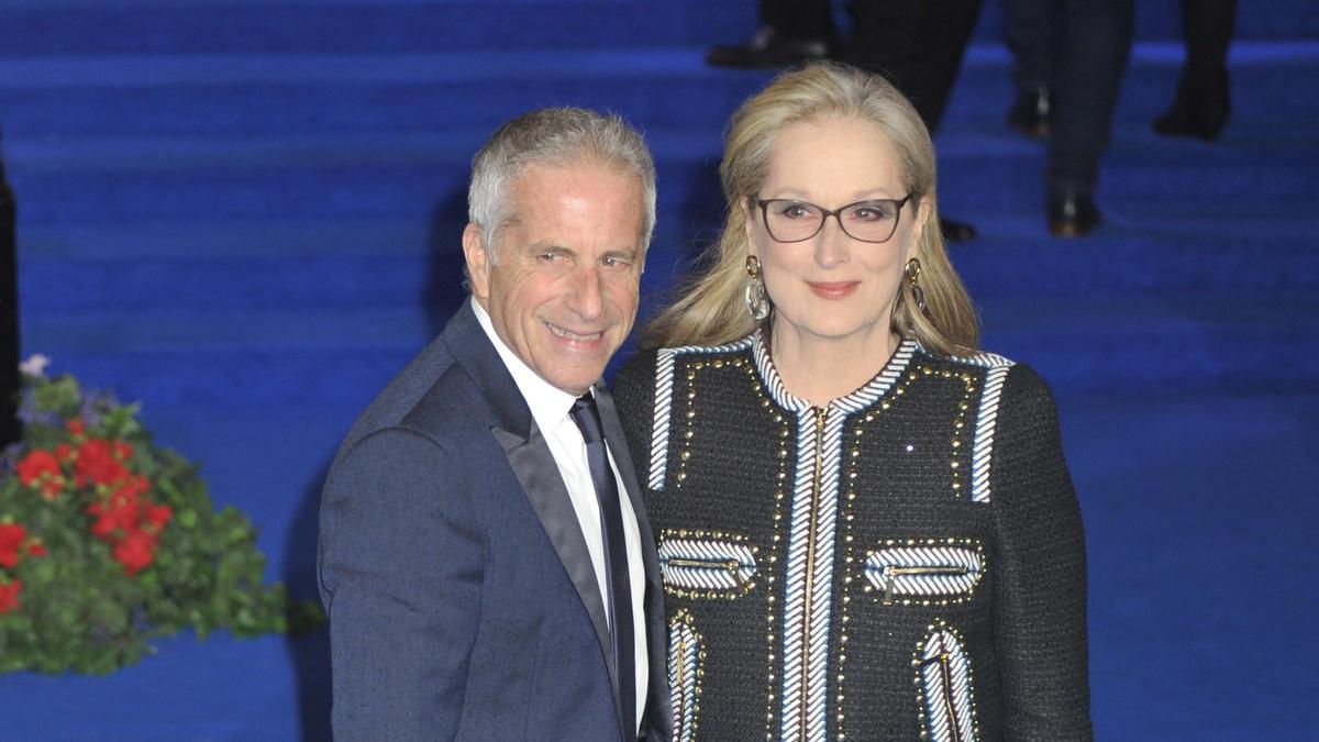 Meryl Streep y Dan Gummer en la premiére de 'El regreso de Mary Poppins' en 2018