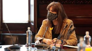 Pla mitja de la presidenta del Parlament  Laura Borras  presidint la Mesa abans de comencar el ple d investidura el 26 de marc del 2021 (horitzontal) Job Vermeulen  ACN
