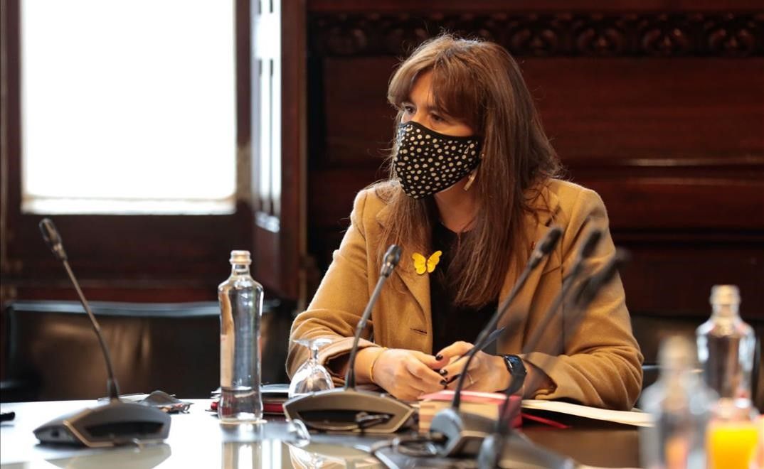 Laura Borràs presidiendo la Mesa del Parlament, en una foto de archivo.