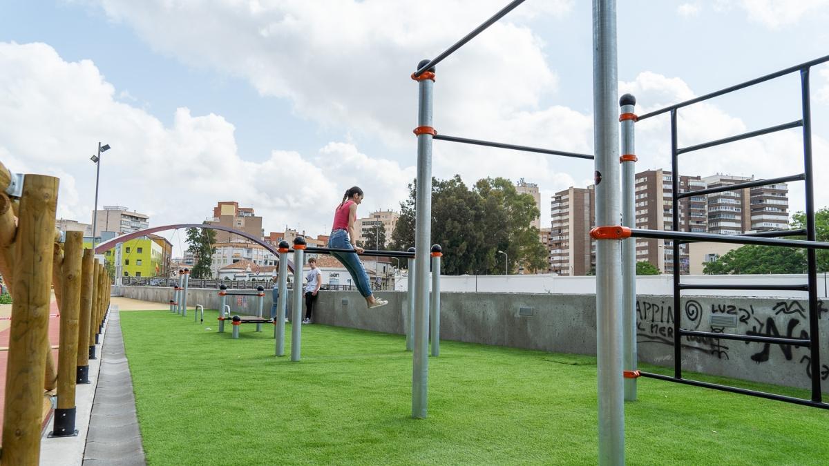 Nueva zona de calistenia en Espacio Algameca, Cartagena.