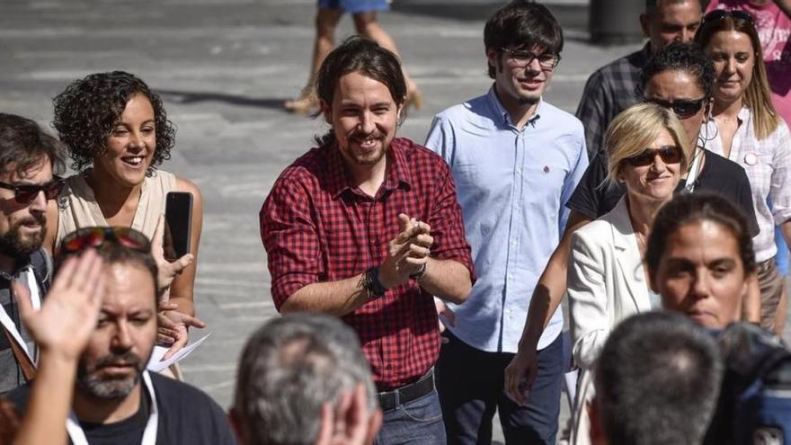 Iglesias irrumpe en Euskadi con un discurso social y patriótico