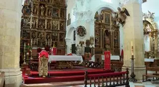 La parroquia de la Asunción de Priego cierra al público por obras en su presbiterio