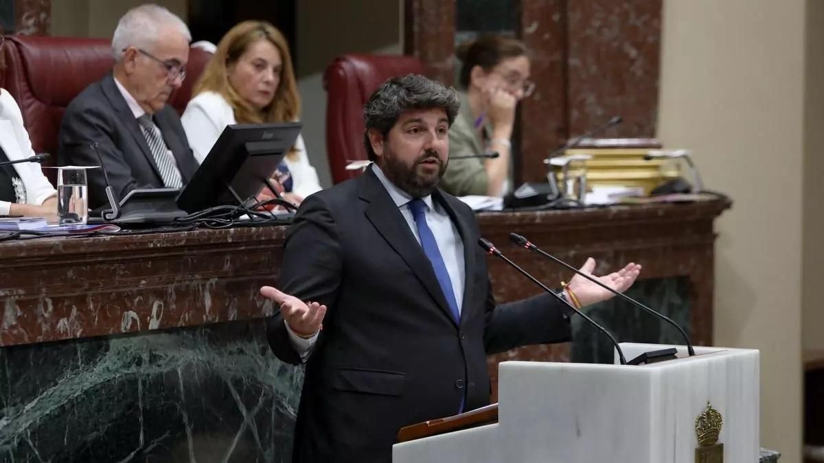 El presidente regional, Fernando López Miras, durante su intervención en la Asamblea.