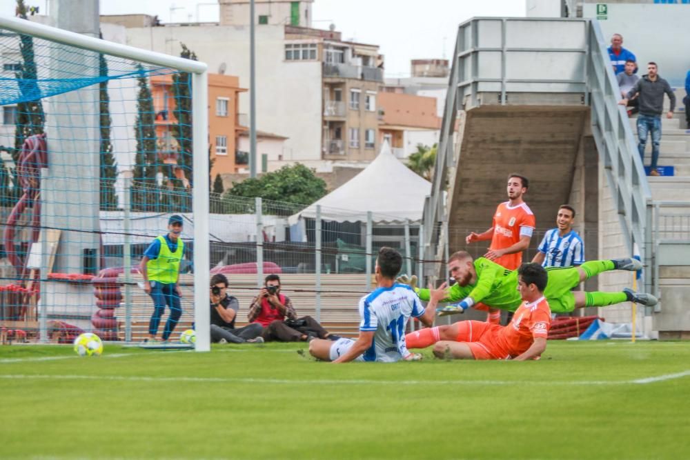 El Atlético Baleares vence al Oviedo (3-1)