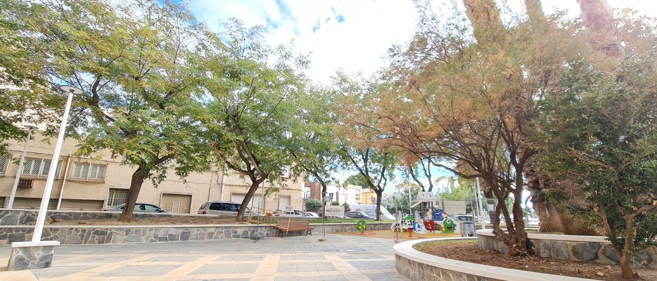 La plaza del Edificio Chimo de Elda tras su reciente remodelación.