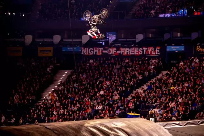 Adrenalina sobre dos ruedas: Vigo acogerá el espectáculo «freestyle más bestia»