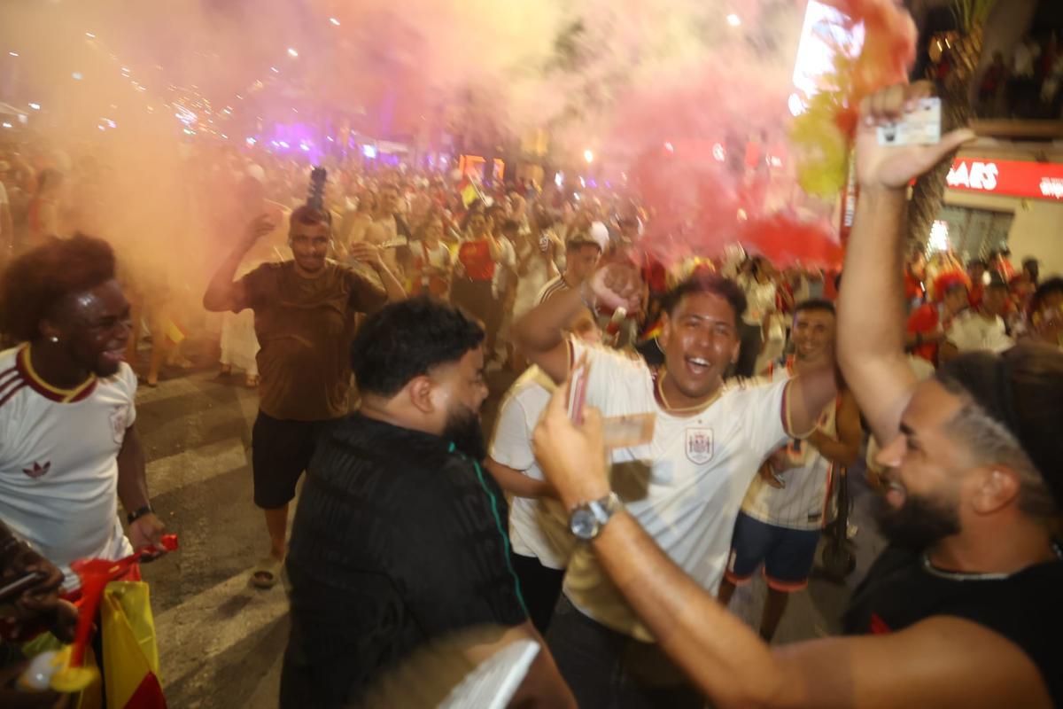 Las mejores imágenes de la celebración de la victoria de España en Alicante