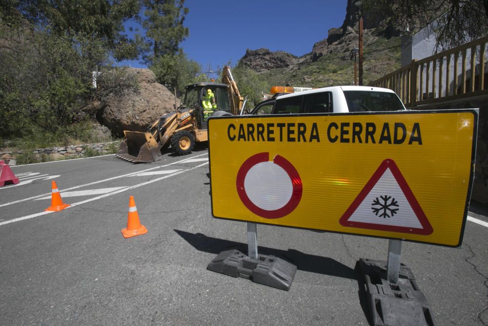 Miles de grancanarios suben a la Cumbre