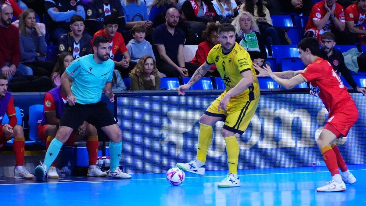 El Cartagena-Peñíscola de la Supercopa de España se decide a 10 segundos del final.