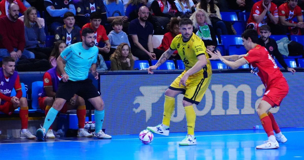 El Cartagena-Peñíscola de la Supercopa de España se decide a 10 segundos del final.