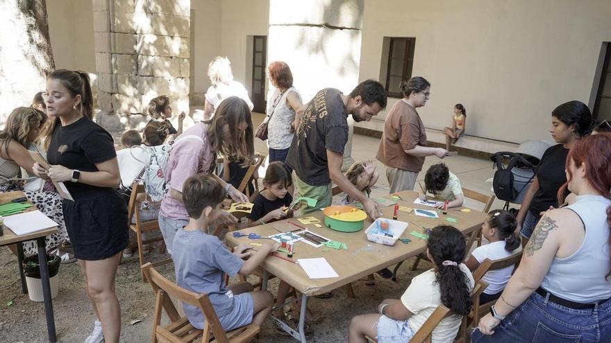 Crida a endreçar el Museu de Manresa, de cap per avall després d'una festa barroca