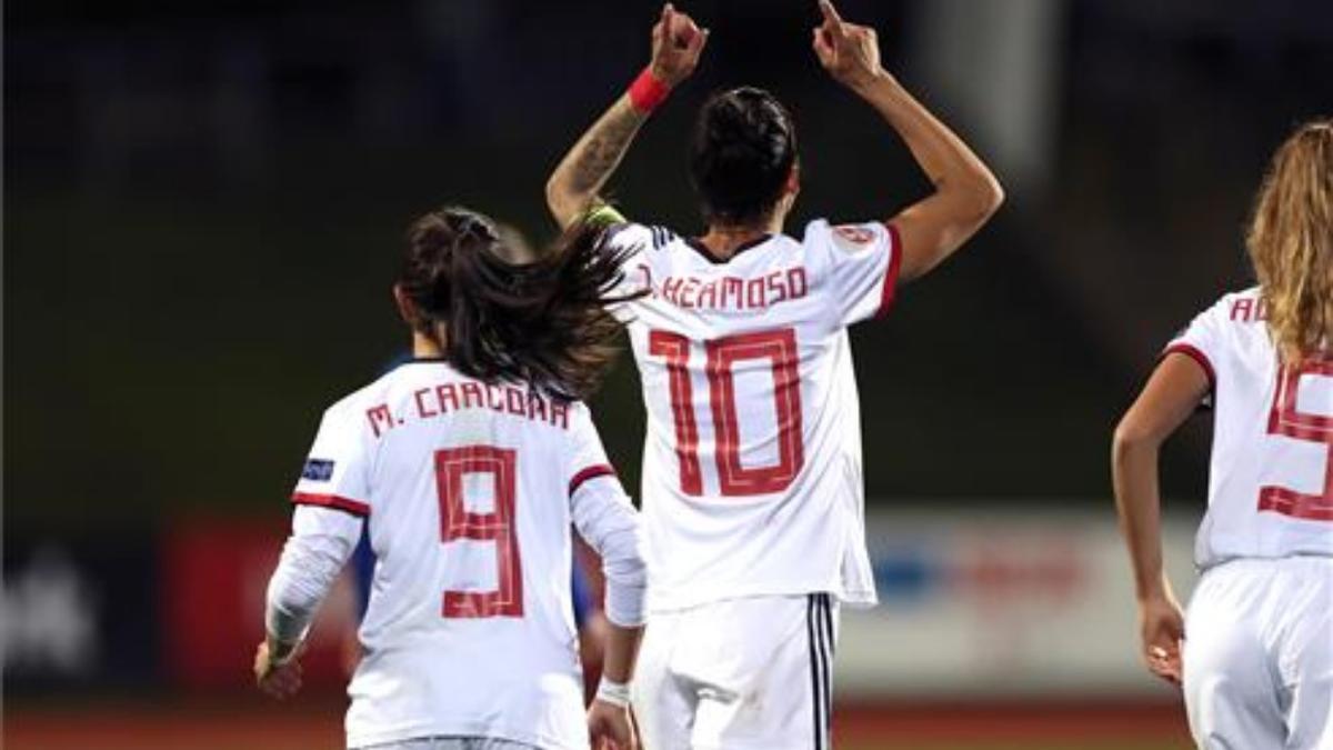 Jennifer Hermoso celebra uno de los goles ante Moldavia