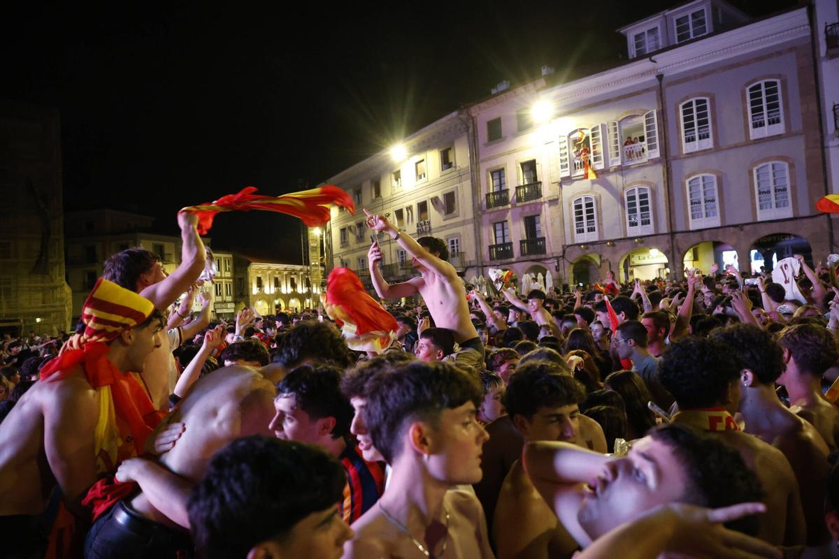 Las celebraciones del Mundial en Avilés, en imágenes