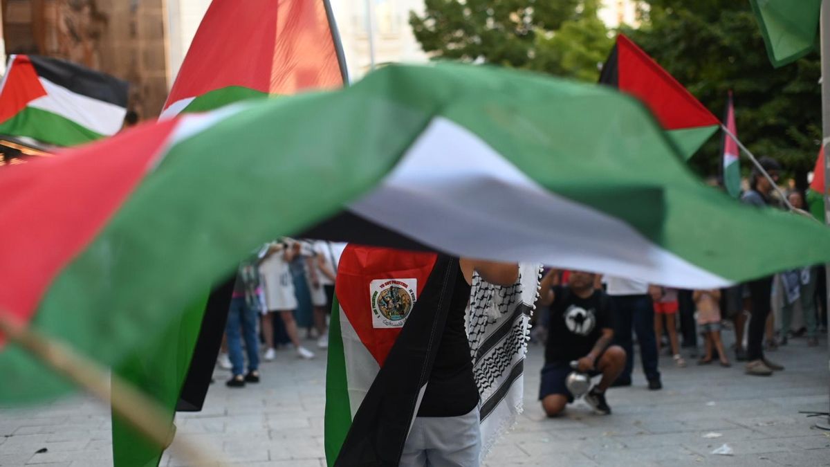 En imágenes | Zaragoza alza la voz de nuevo contra el genocidio en Gaza
